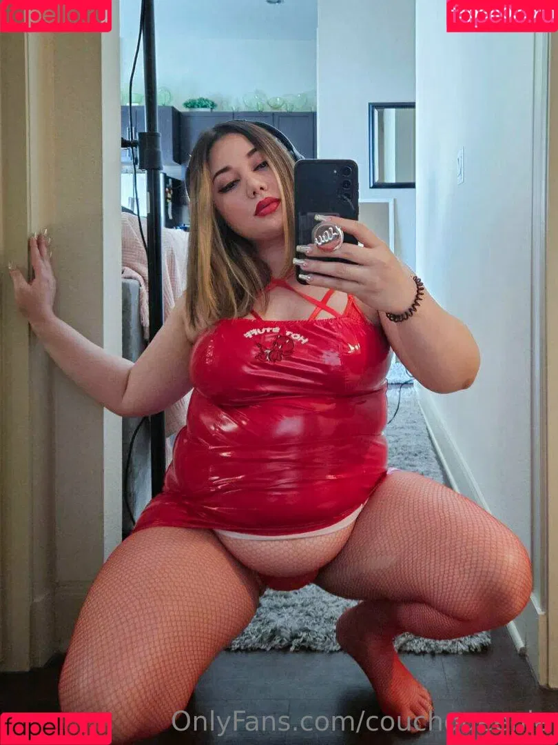 couchqueenie Onlyfans Photo Gallery 