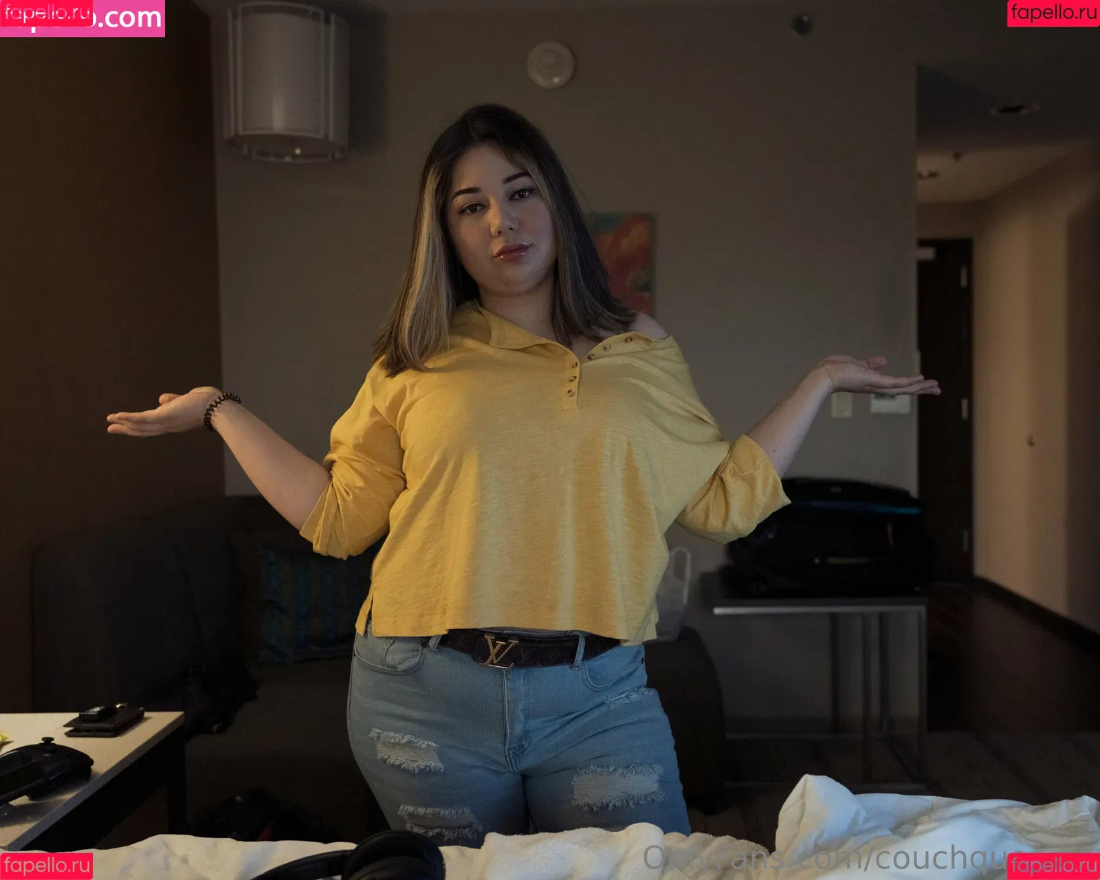 couchqueenie Onlyfans Photo Gallery 