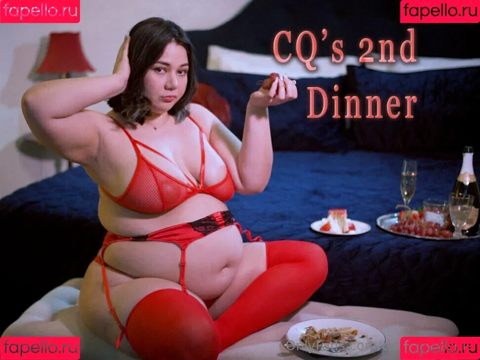 couchqueenie Onlyfans Photo Gallery 