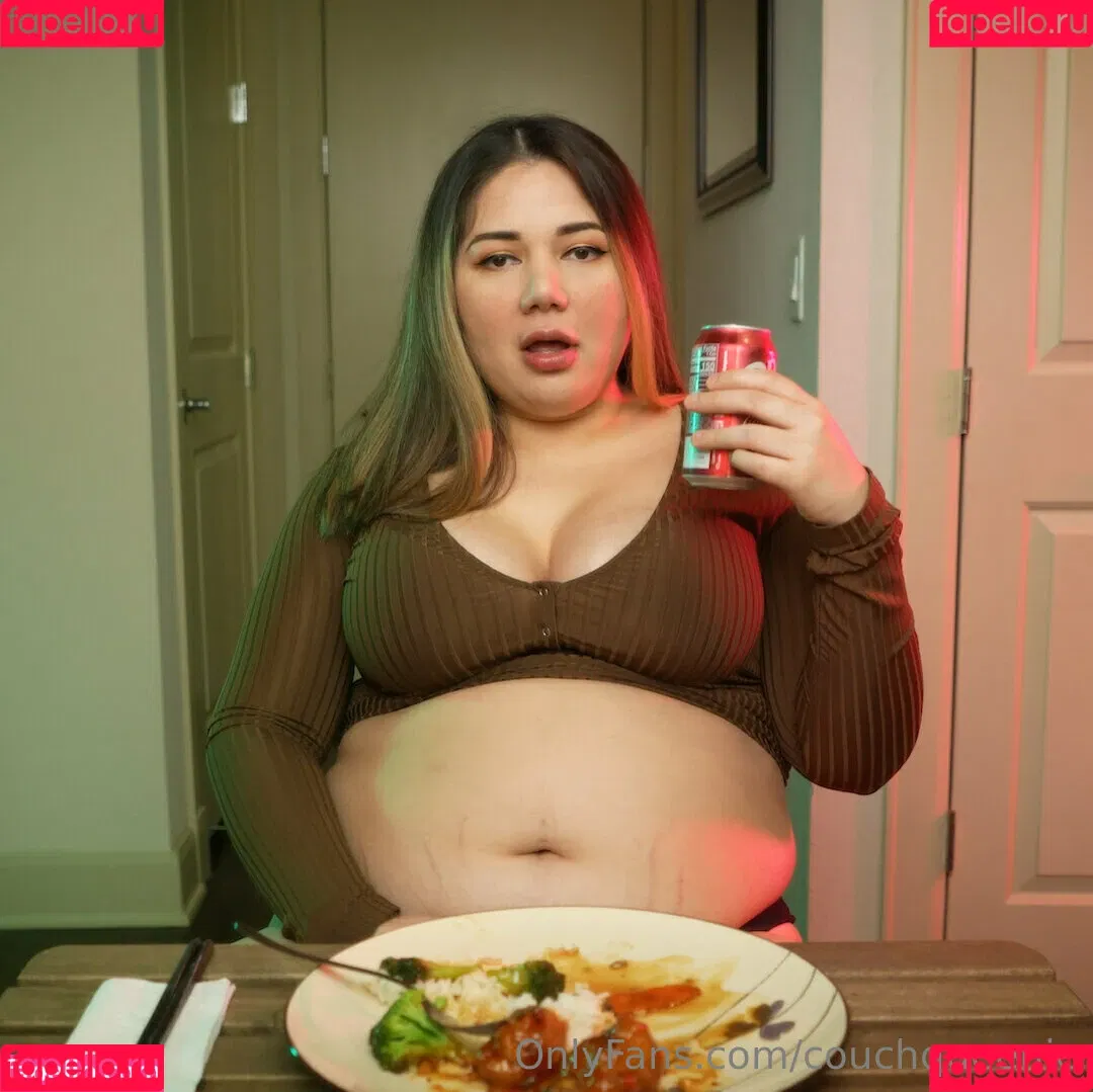 couchqueenie Onlyfans Photo Gallery 