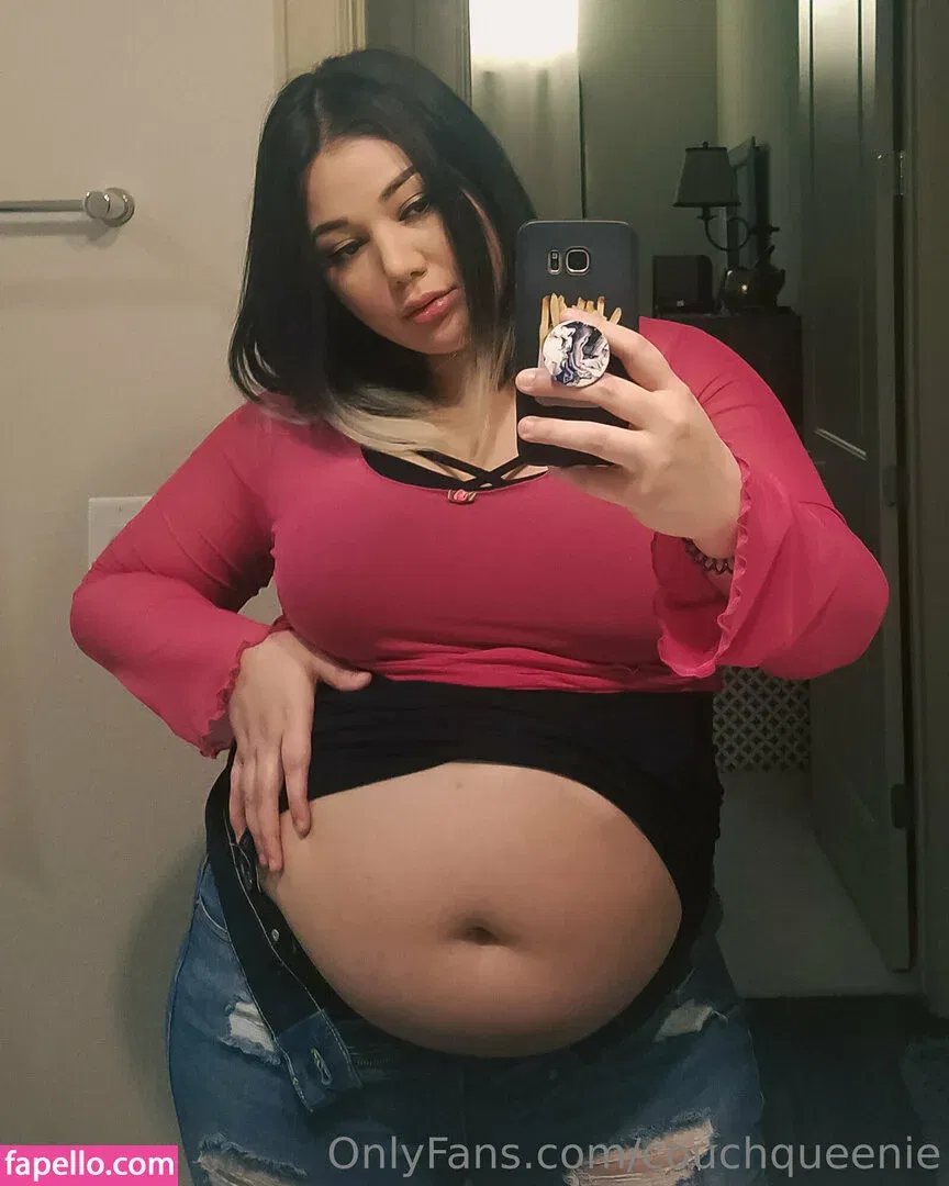 couchqueenie Onlyfans Photo Gallery 