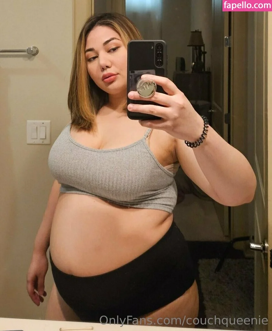 couchqueenie Onlyfans Photo Gallery 