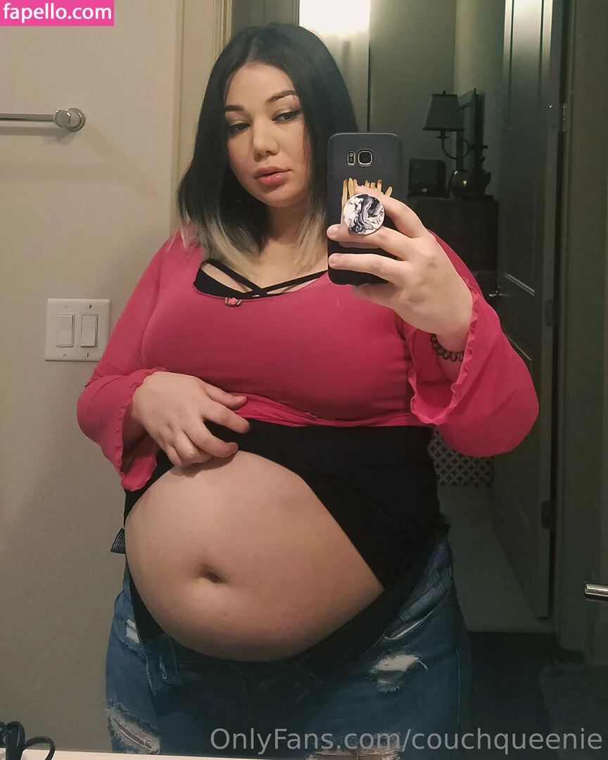 couchqueenie Onlyfans Photo Gallery 