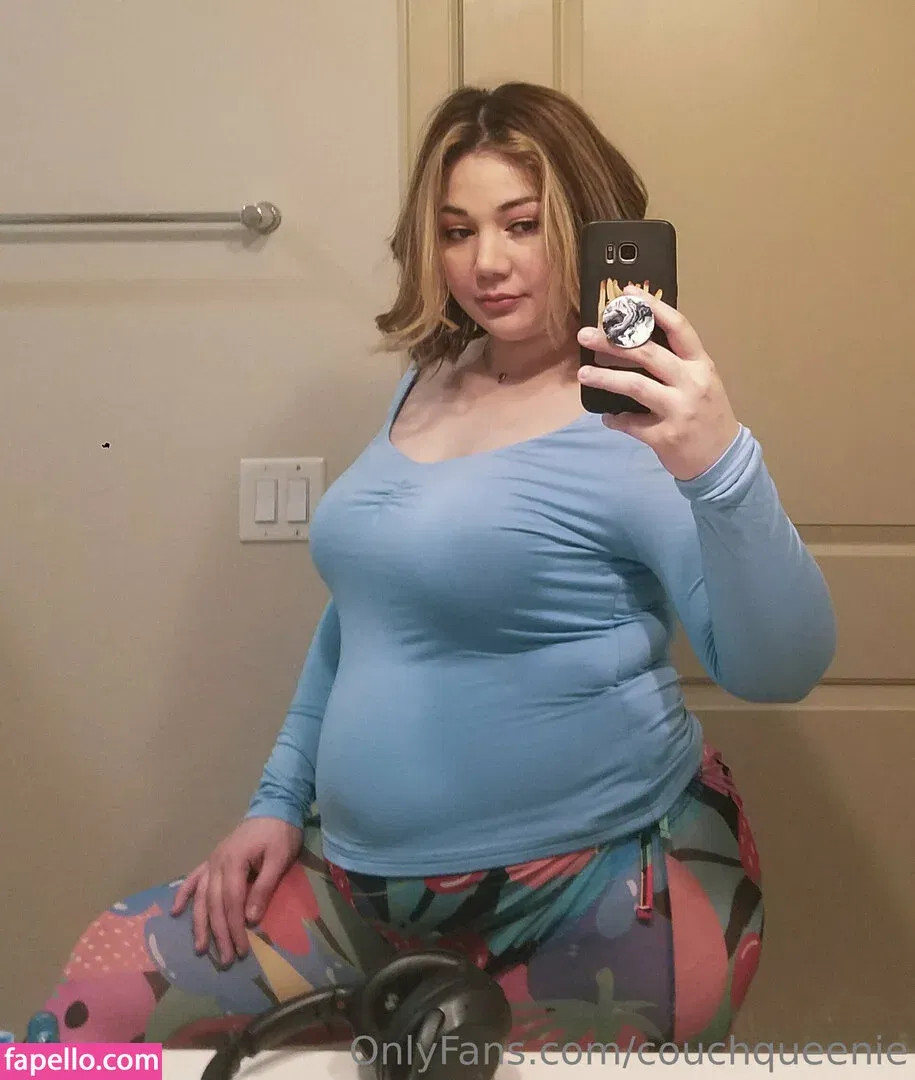 couchqueenie Onlyfans Photo Gallery 