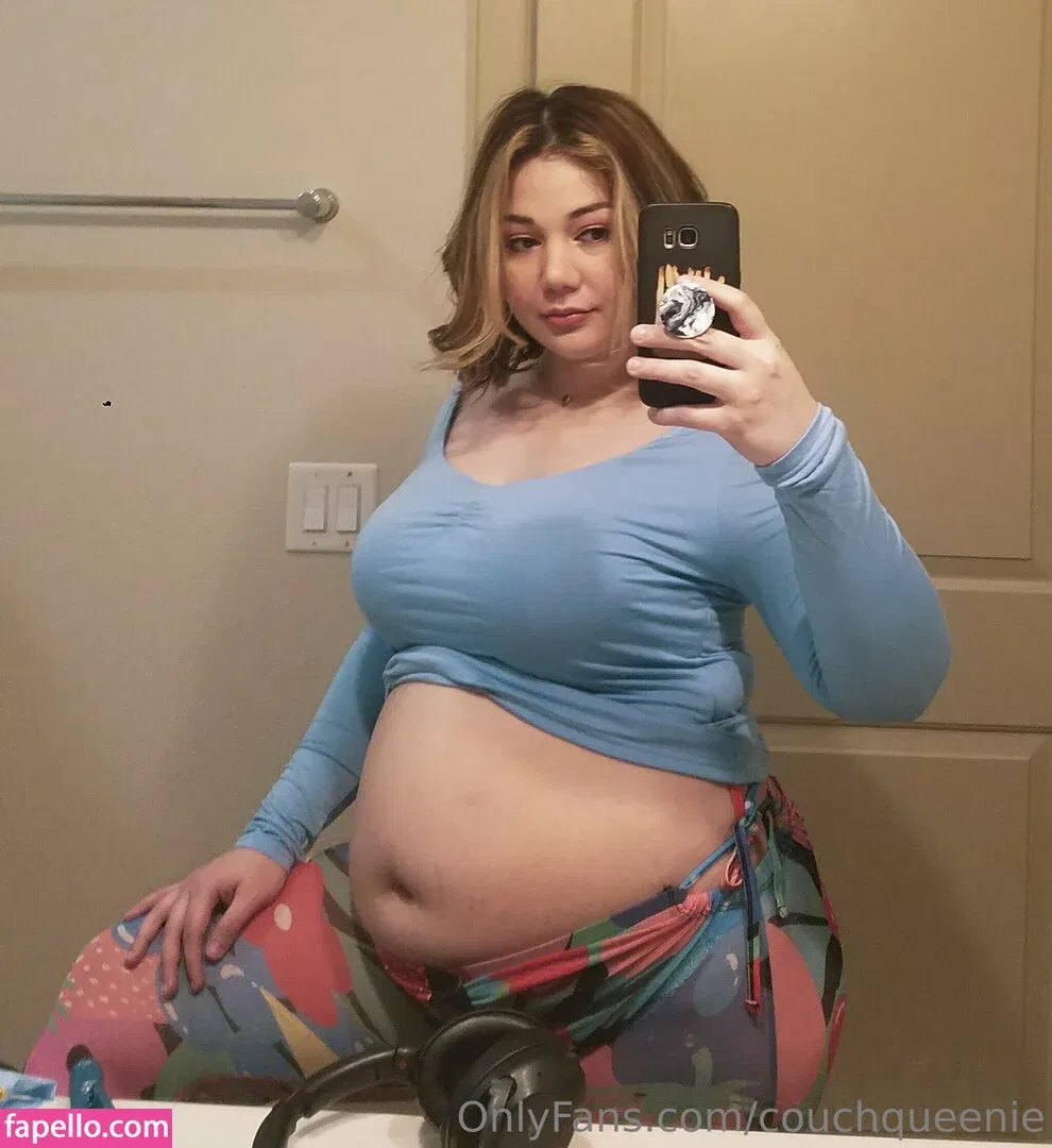 couchqueenie Onlyfans Photo Gallery 