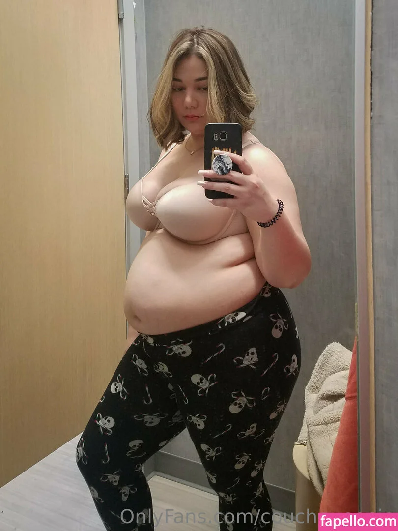 couchqueenie Onlyfans Photo Gallery 