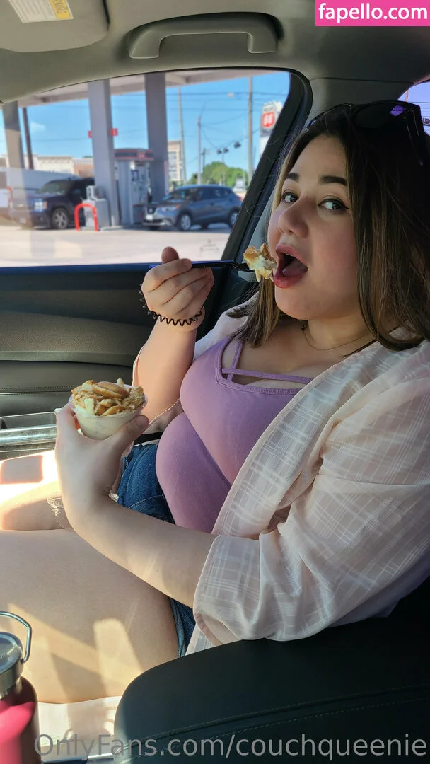 couchqueenie Onlyfans Photo Gallery 