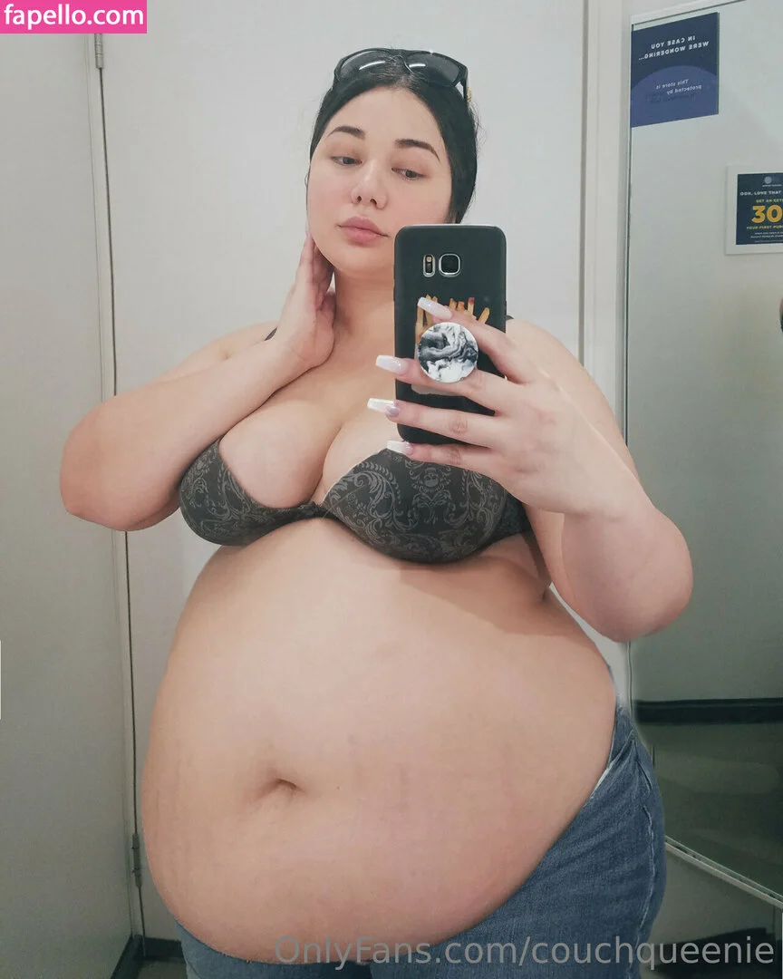 couchqueenie Onlyfans Photo Gallery 