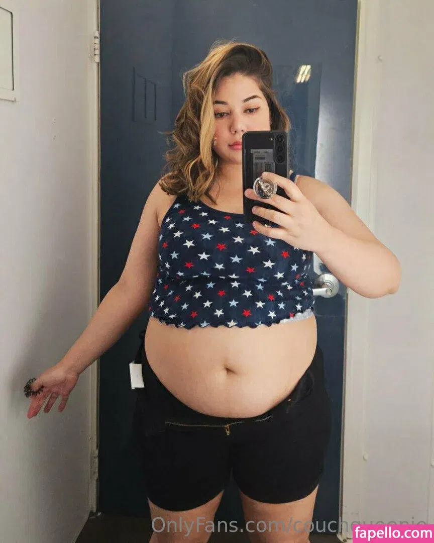 couchqueenie Onlyfans Photo Gallery 