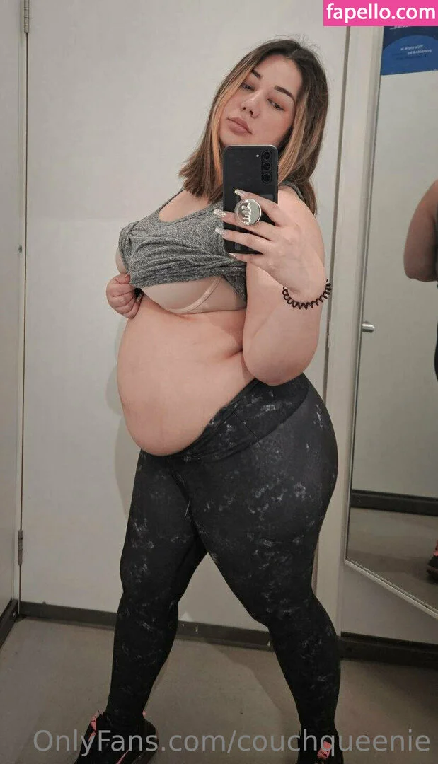 couchqueenie Onlyfans Photo Gallery 