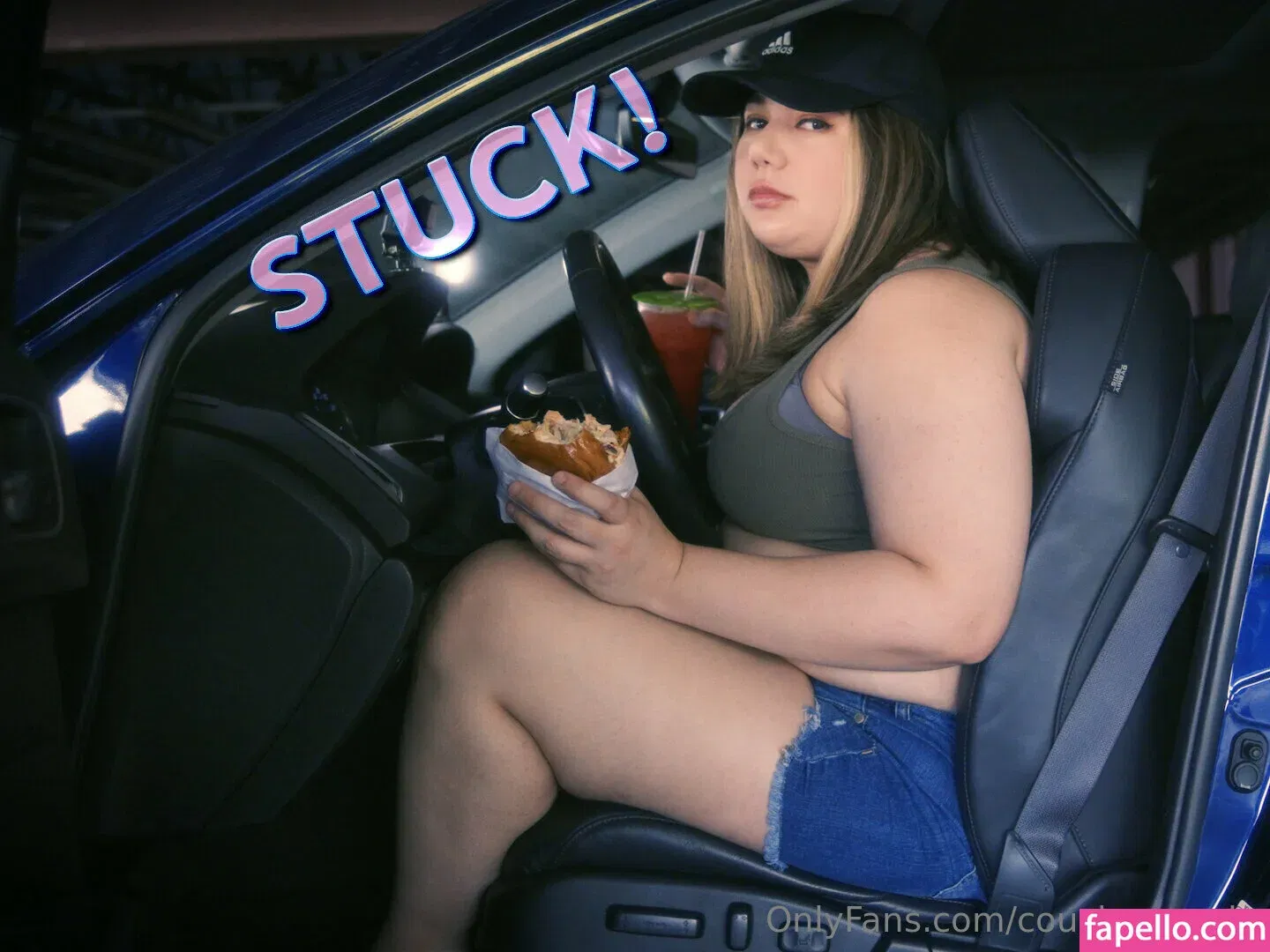 couchqueenie Onlyfans Photo Gallery 