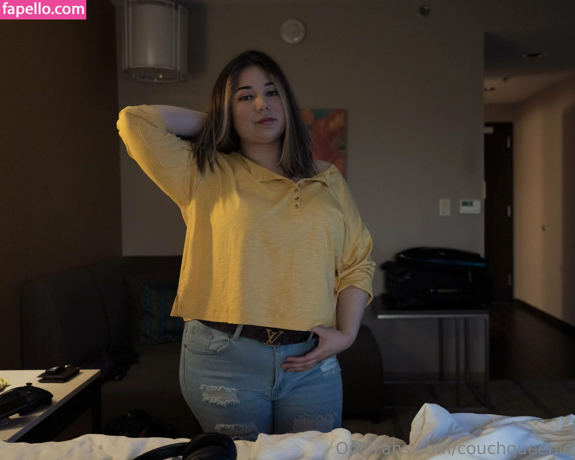 couchqueenie Onlyfans Photo Gallery 