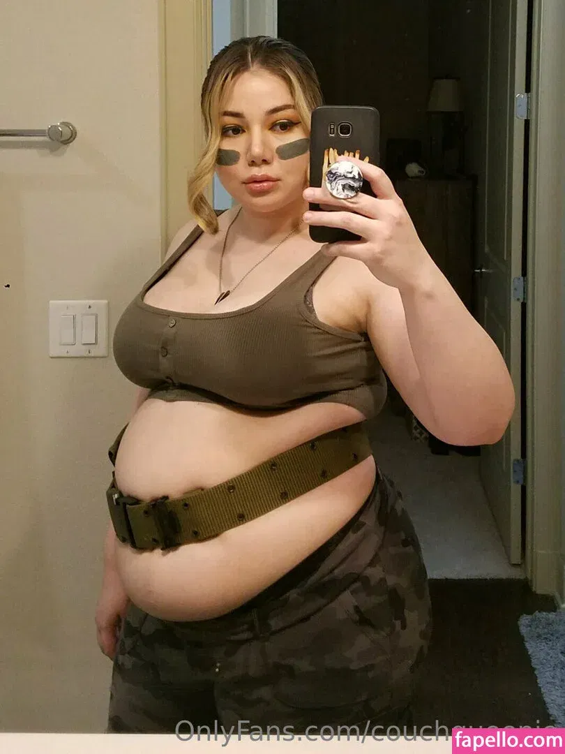 couchqueenie Onlyfans Photo Gallery 