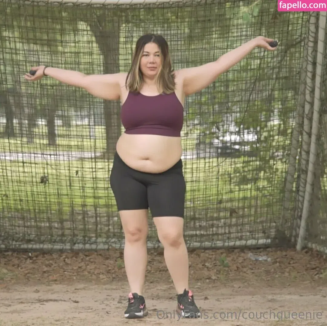 couchqueenie Onlyfans Photo Gallery 