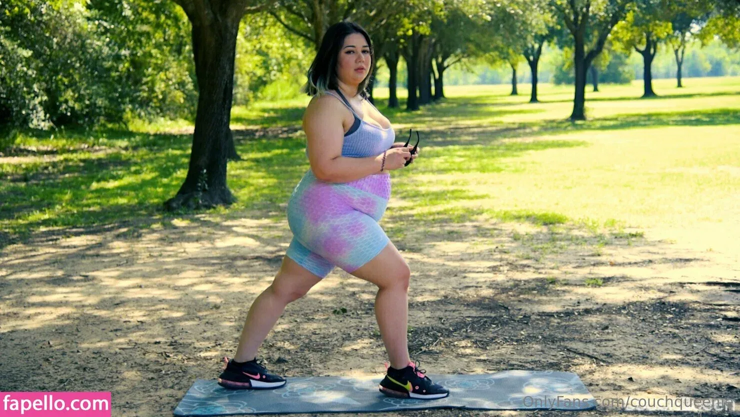 couchqueenie Onlyfans Photo Gallery 