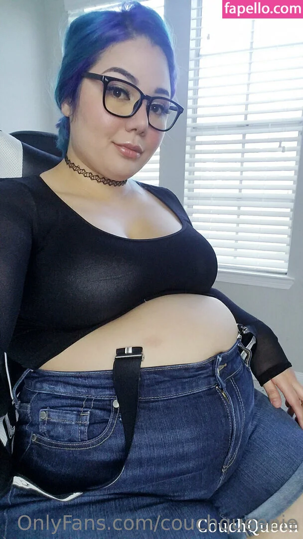 couchqueenie Onlyfans Photo Gallery 