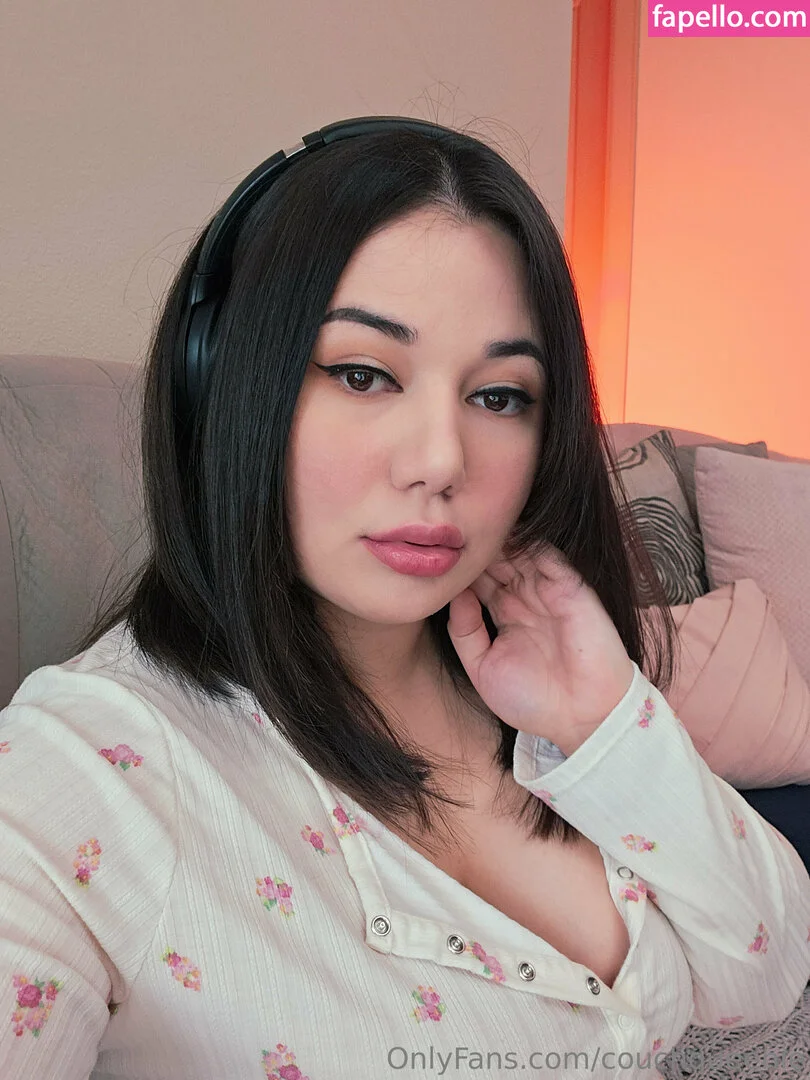 couchqueenie Onlyfans Photo Gallery 