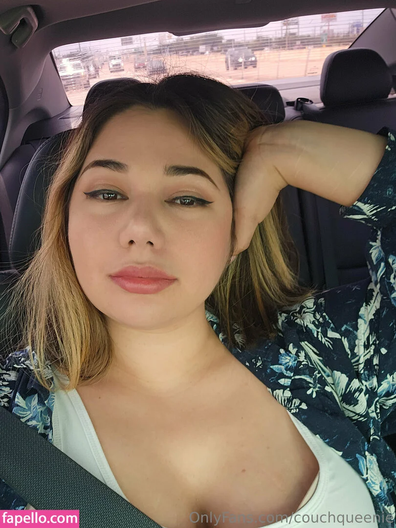 couchqueenie Onlyfans Photo Gallery 