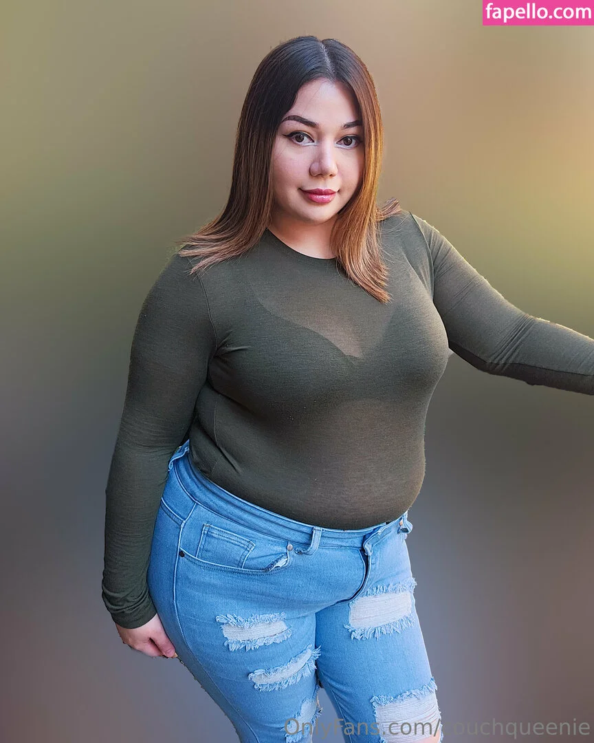 couchqueenie Onlyfans Photo Gallery 