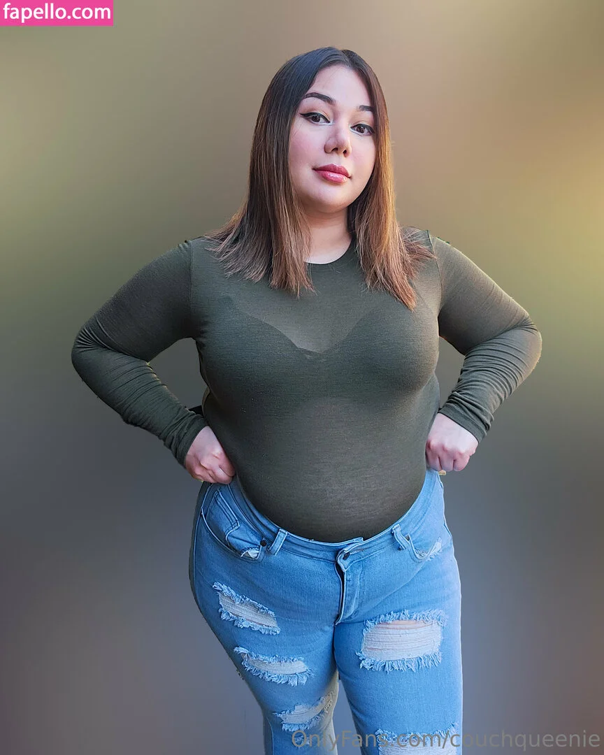 couchqueenie Onlyfans Photo Gallery 