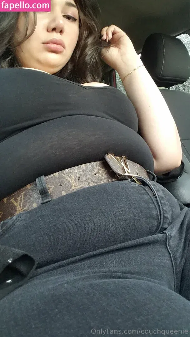 couchqueenie Onlyfans Photo Gallery 