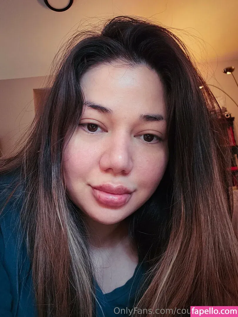 couchqueenie Onlyfans Photo Gallery 