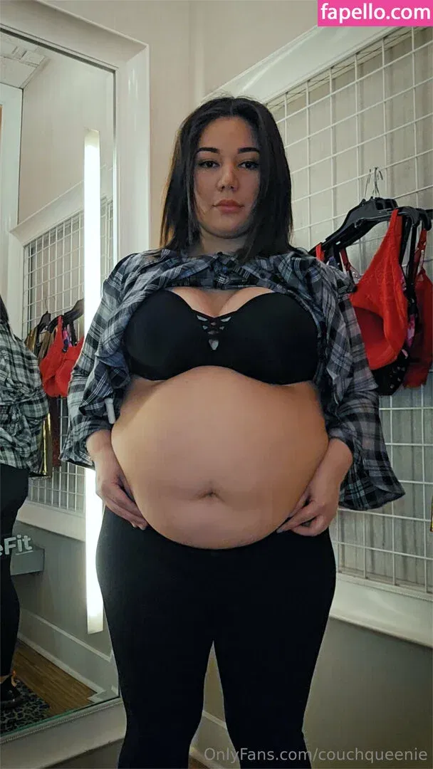 couchqueenie Onlyfans Photo Gallery 