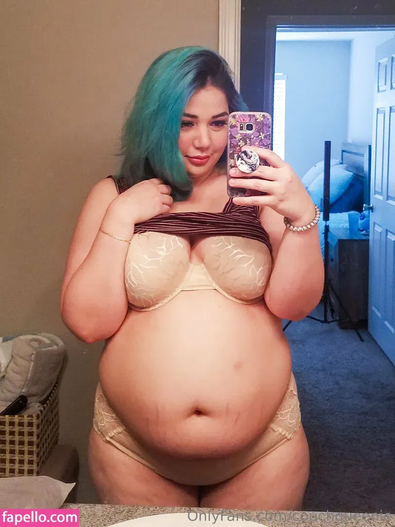 couchqueenie Onlyfans Photo Gallery 