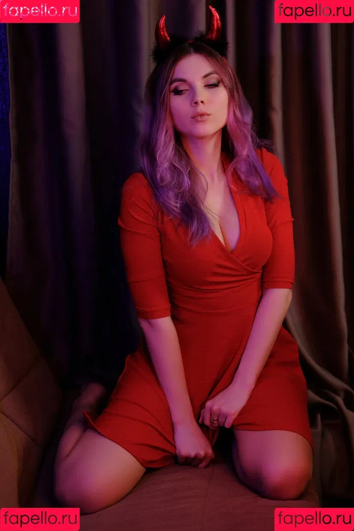 Lipisinkaaa Onlyfans Photo Gallery 