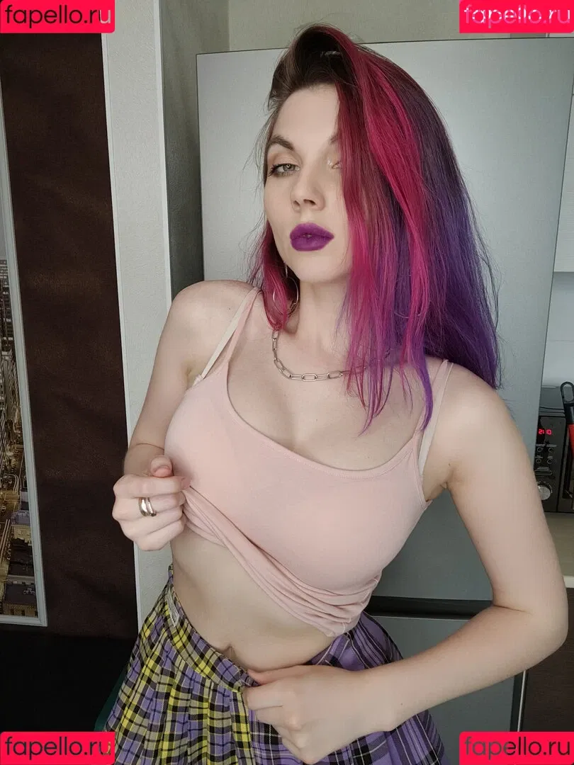 Lipisinkaaa Onlyfans Photo Gallery 