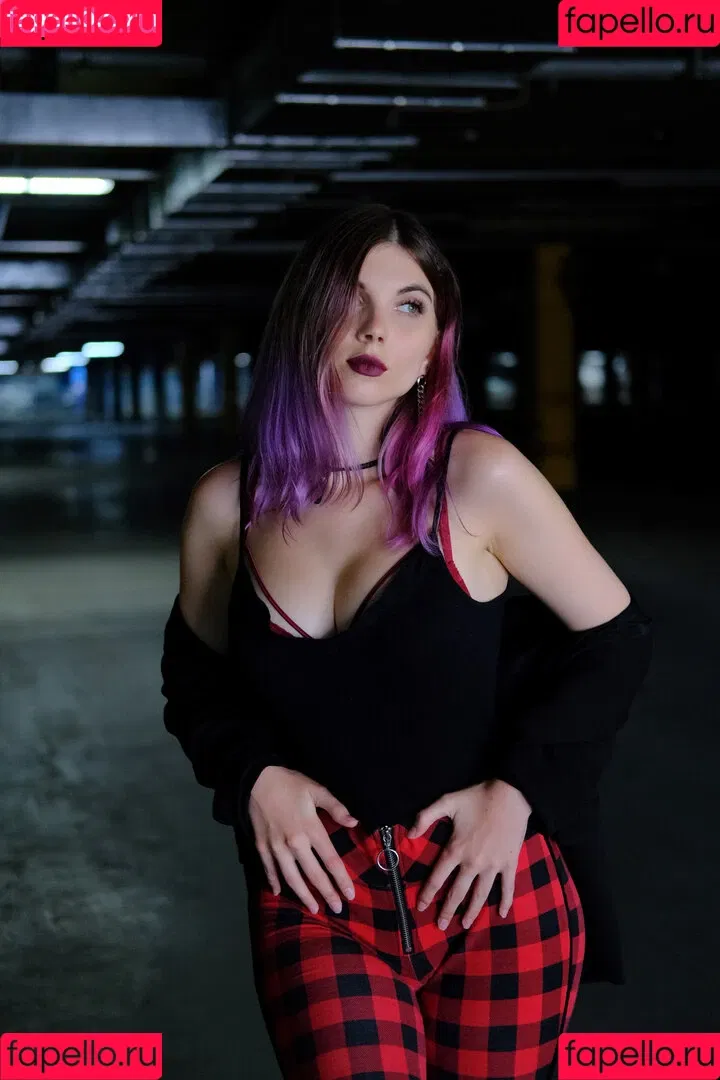 Lipisinkaaa Onlyfans Photo Gallery 