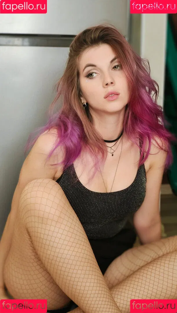 Lipisinkaaa Onlyfans Photo Gallery 