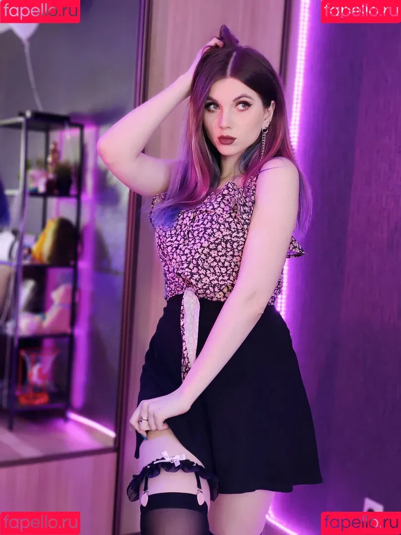 Lipisinkaaa Onlyfans Photo Gallery 