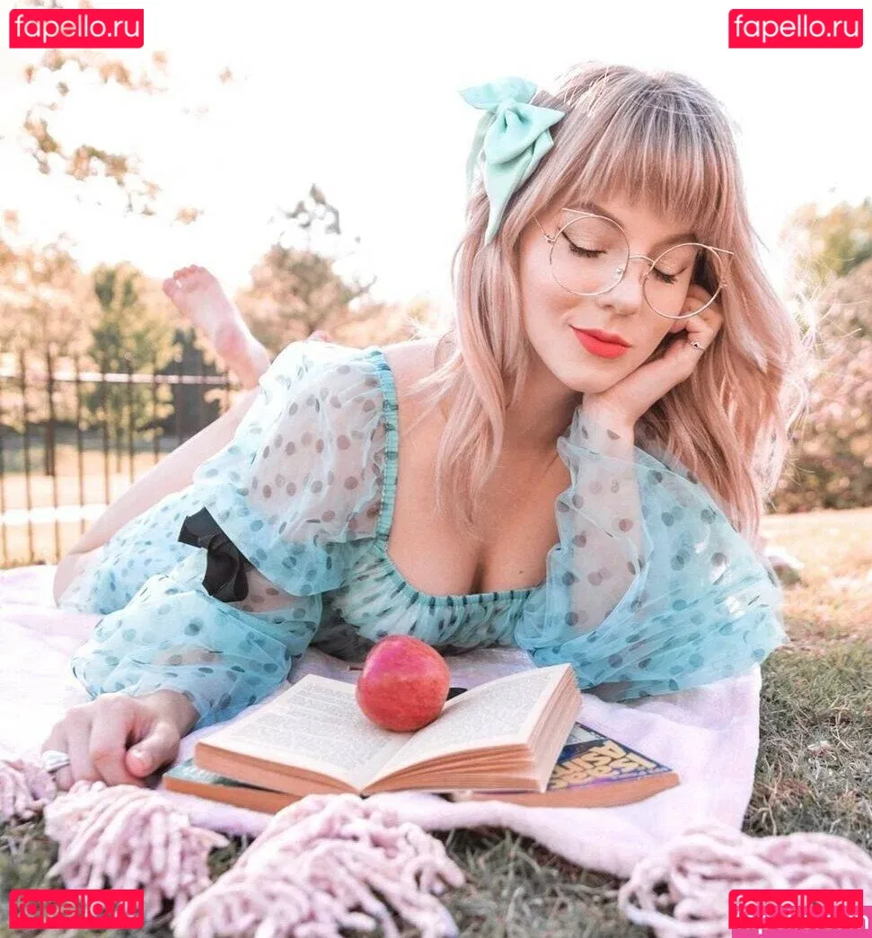 Heidi Mae Onlyfans Photo Gallery 