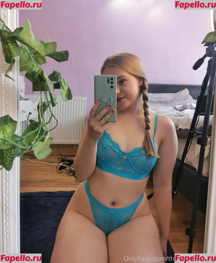 Thatlittleminigirl Onlyfans Photo Gallery 