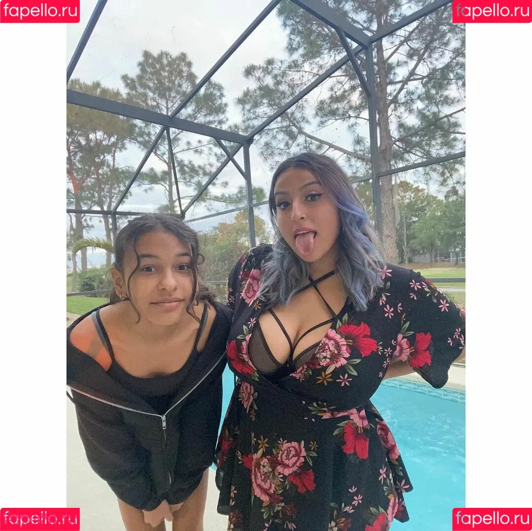 Alexis Onlyfans Photo Gallery 