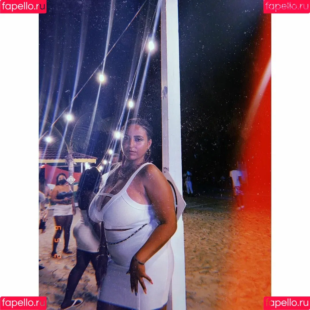 Alexis Onlyfans Photo Gallery 