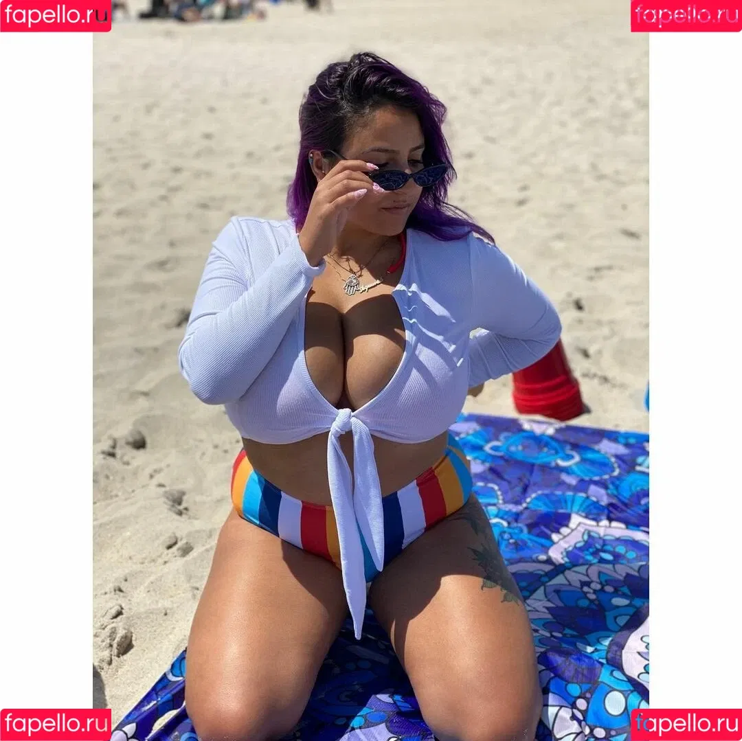 Alexis Onlyfans Photo Gallery 