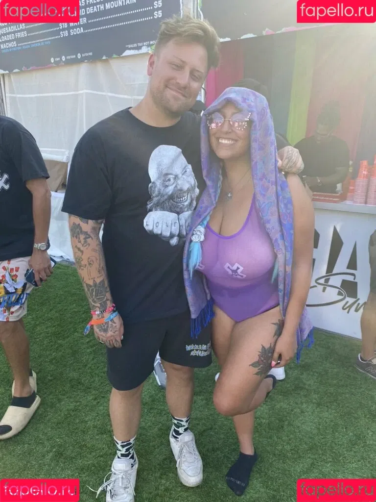 Alexis Onlyfans Photo Gallery 