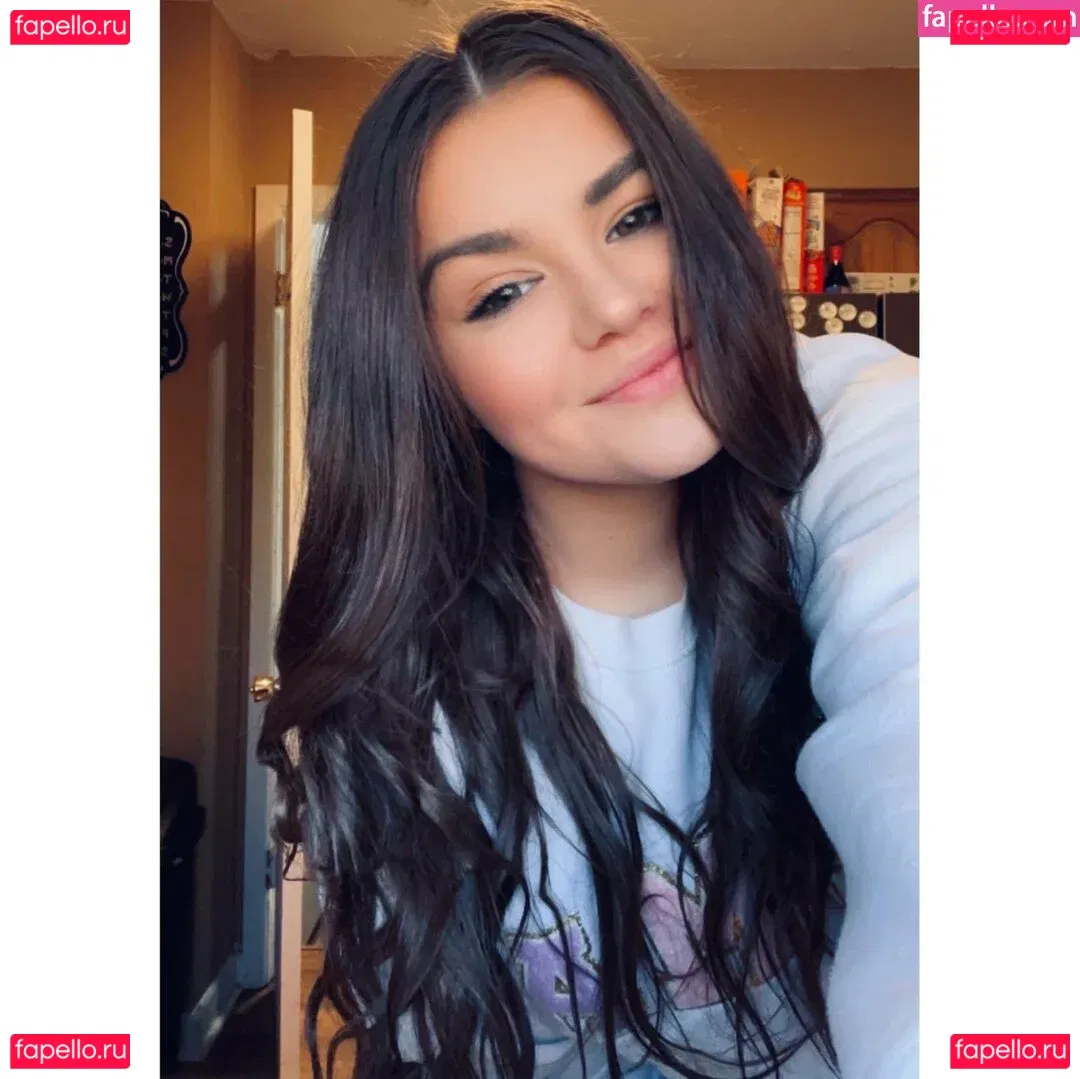 Alexis Onlyfans Photo Gallery 