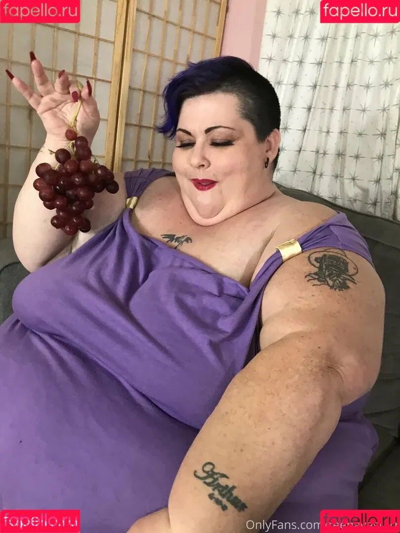 reenayestarr Onlyfans Photo Gallery 
