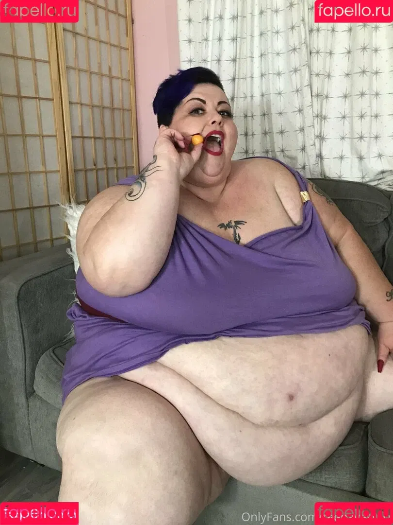 reenayestarr Onlyfans Photo Gallery 