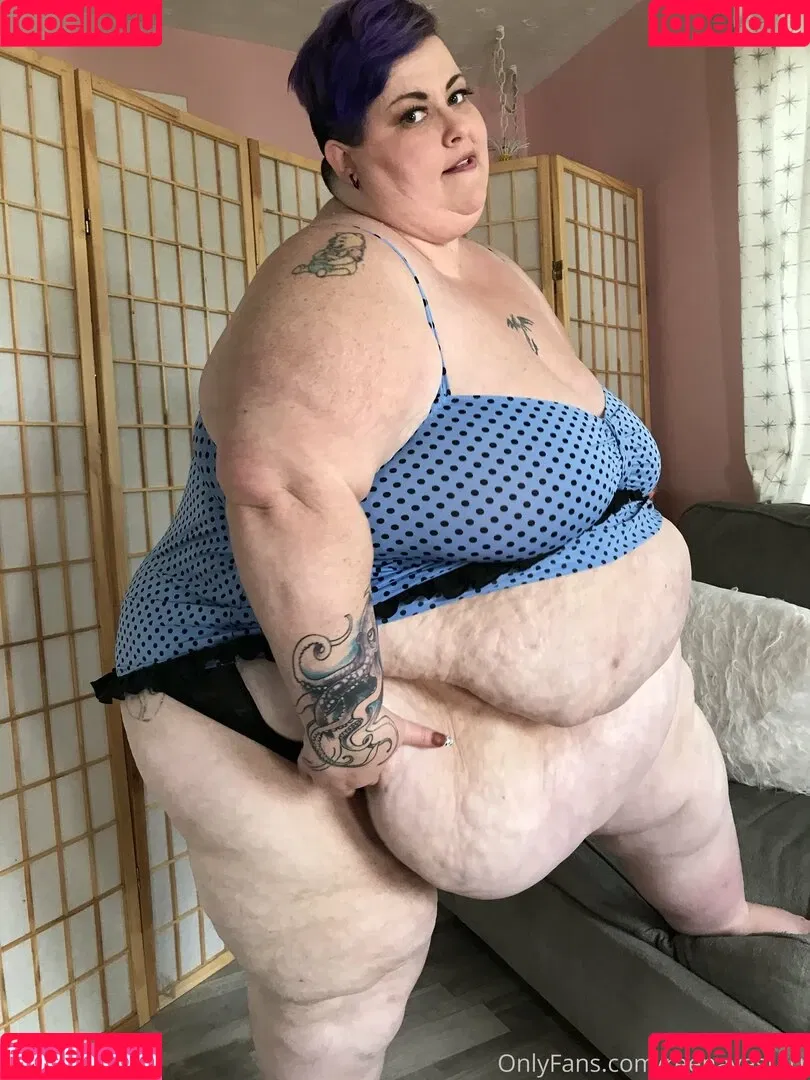 reenayestarr Onlyfans Photo Gallery 