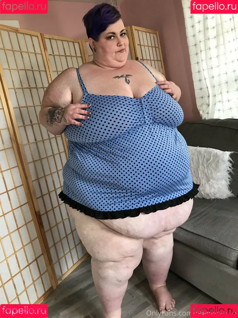 reenayestarr Onlyfans Photo Gallery 