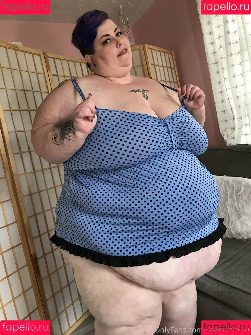 reenayestarr Onlyfans Photo Gallery 
