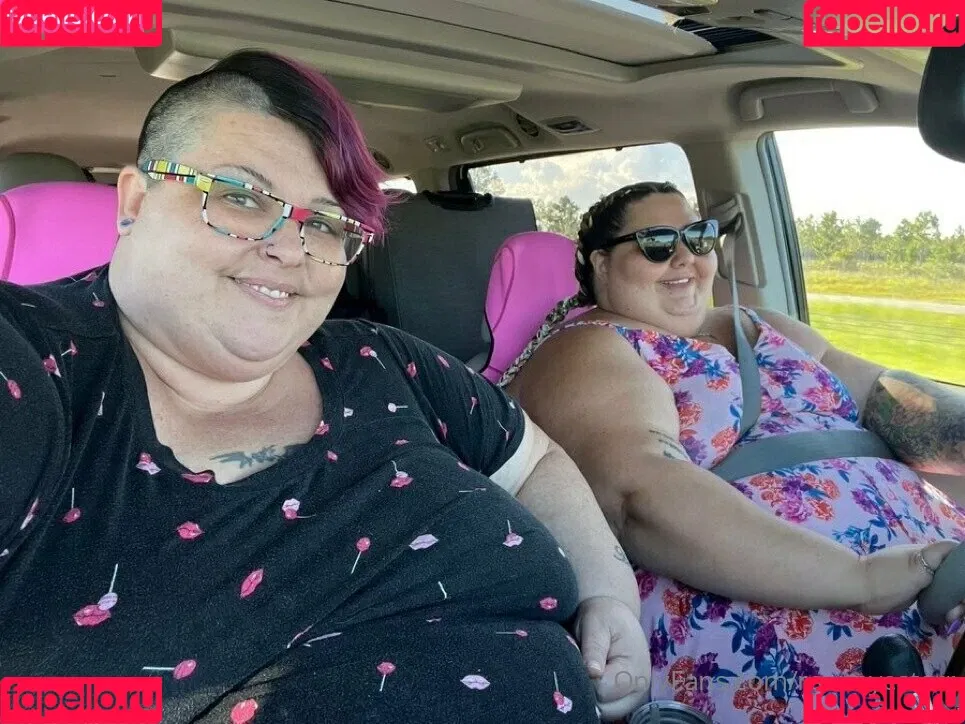 reenayestarr Onlyfans Photo Gallery 