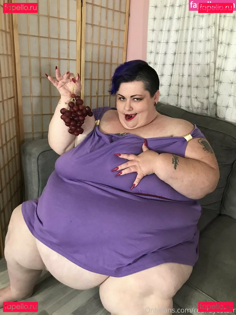 reenayestarr Onlyfans Photo Gallery 