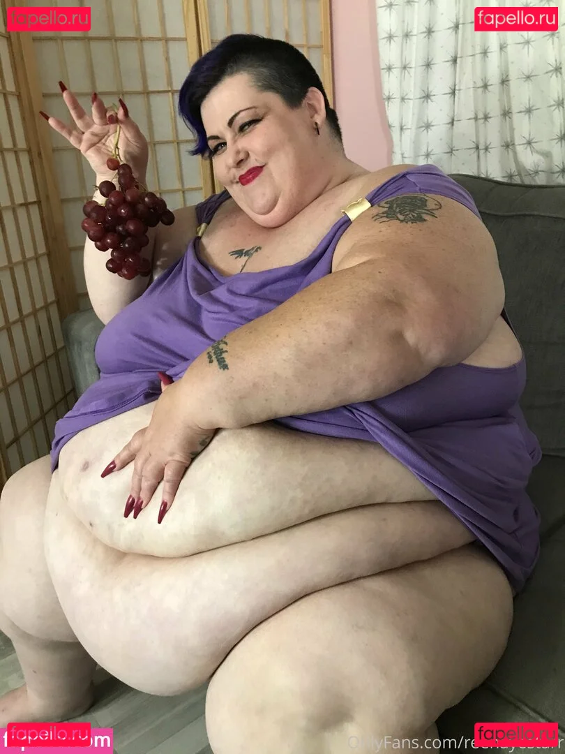 reenayestarr Onlyfans Photo Gallery 