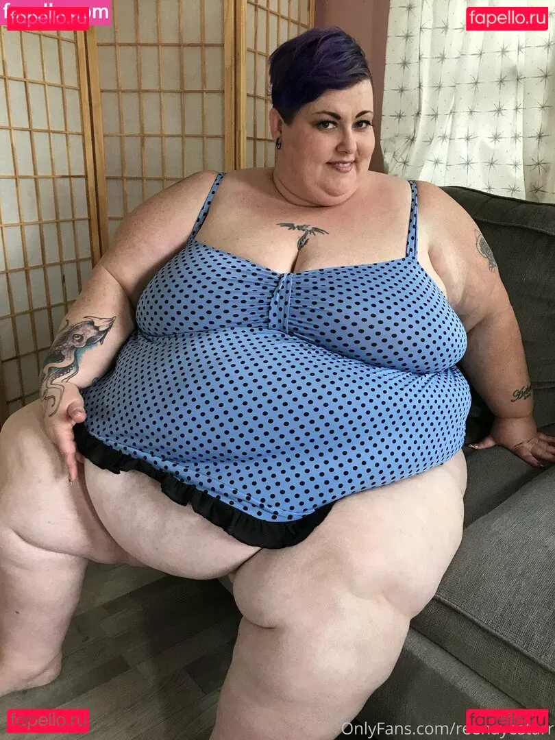 reenayestarr Onlyfans Photo Gallery 