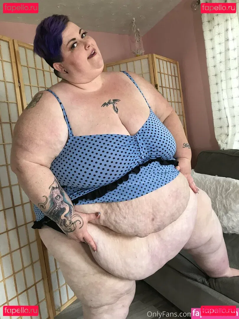 reenayestarr Onlyfans Photo Gallery 